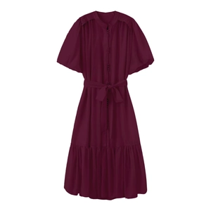 Robe bordeaux élégante à manches bouffantes avec volants et ceinture nouée