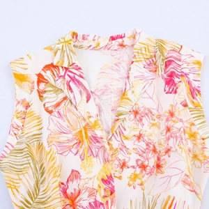 Robe sans manches à col en V avec imprimé tropical floral et détail de bouton en bois