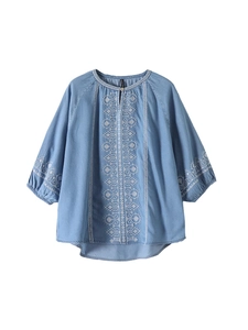 Women's vintage light blue embroidered blouse with V-neck and 3/4 sleeves in cotton