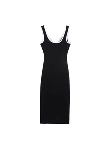 Abito aderente nero senza maniche con bordi in pizzo bianco a contrasto elegante