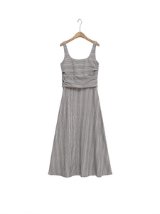 Robe Maxi Femme Été Sexy Dos Nu Fines Rayures Col Carré Sans Manches Robe Débardeur Coupe Ajustée Taille Haute Robe Longue Froncée
