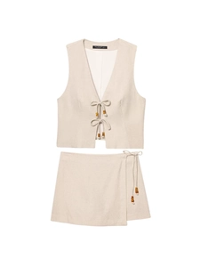 Women Casual Polyester Top And Bottom Beaded Sleeveless V Neck Vest And Shorts Streetwear Fashion Oatmeal Outfit