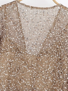 Robe de soirée scintillante à col en V et paillettes en or champagne pour l'hiver