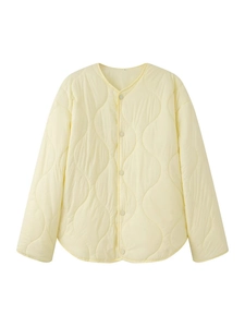 Women's cream quilted jacket with round neck and button-down front in wavy diamond pattern