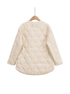 Women's cream onion quilted jacket with single-breasted buttons and a curved hem design