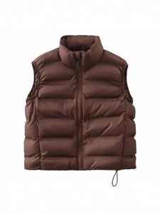 Gilet matelassé sans manches à col montant pour femme en marron foncé, été 2025
