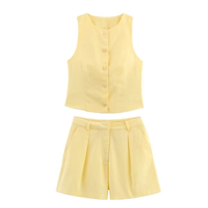 Women's lemon yellow sleeveless vest and high-waisted shorts set with button details