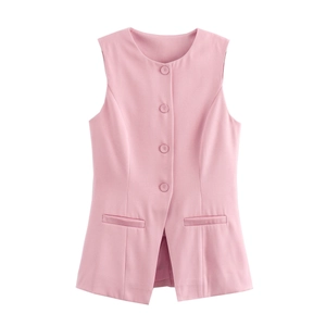 Close-up of pink sleeveless vest with round neck and four button closure details