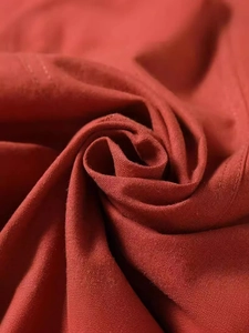 Elegant brick red V-neck sleeveless dress made of high-quality cotton linen fabric