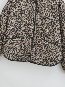 Women's vintage leopard print quilted jacket with diamond patterns and front pockets