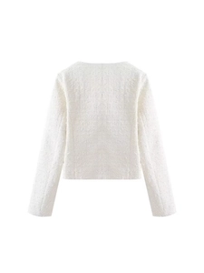 Vue arrière d'une veste courte en tweed blanc à col rond et manches longues élégante