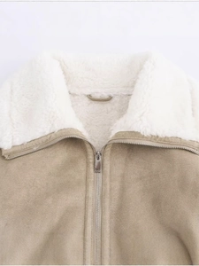 Giacca da donna in finta pelle scamosciata kaki con colletto in sherpa bianco e zip