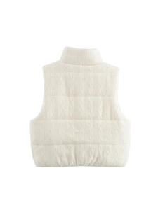 Gilet imbottito bianco crema con collo alto e trama a treccia in maglia per donna