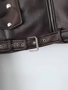 Veste motard femme en similicuir marron foncé avec fermeture éclair et ceinture réglable