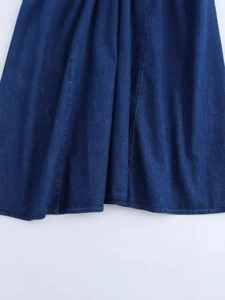 Dunkelblaues ärmelloses trägerloses Jeans-Maxikleid mit plissierter Taille und schmaler Passform