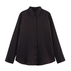 Chemise à manches longues marron foncé avec patte de boutonnage cachée en coton lin