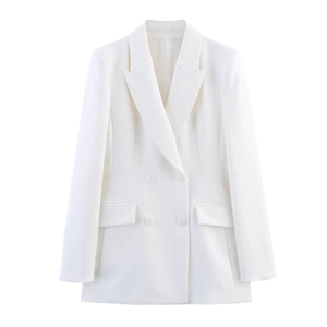 Blazer croisé blanc pour femme avec revers en pointe et poches à rabat élégantes