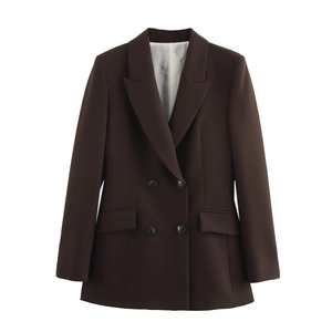 Veste de tailleur croisée marron chocolat pour femme avec revers classiques et poches à rabat