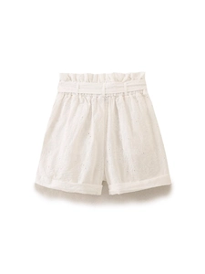 Pantaloncini bianchi a vita alta da donna con ricami e vita elastica con volant