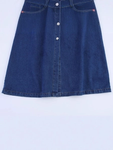 Fashionable dark blue denim midi skirt with A-line design and metallic buttons