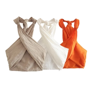 Trois hauts dos nu en lin en taupe, blanc et orange avec un design croisé