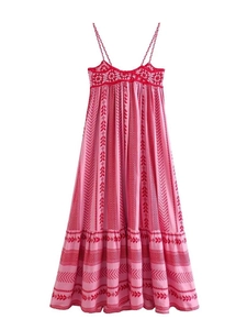 Bohemian pink crochet拼接 knit maxi dress with geometric patterns and thin straps