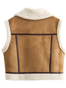 Gilet rétro Y2K en daim avec bordures en polaire blanche et lanières en cuir au dos