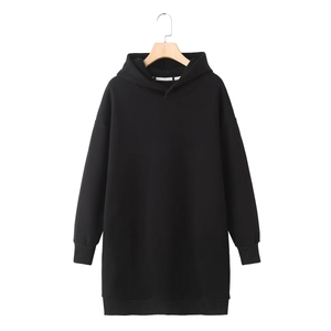 Oversized black cotton longline hoodie for women in Y2K style with a comfortable fit