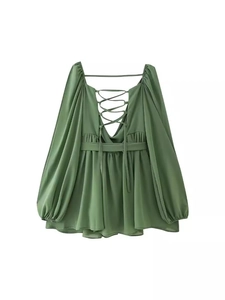 Mini robe sexy en maille vert foncé avec manches lanterne et dos nu à lacets