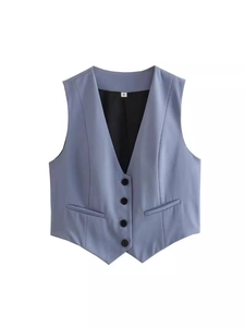 Light blue V-neck suit vest for women with four buttons and symmetrical pointed hemline