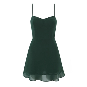 Robe caraco mini en coupe A verte foncée avec décolleté en cœur et ourlet à volants