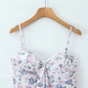 Slim floral print camisole with ocean shell patterns and front bow tie decoration