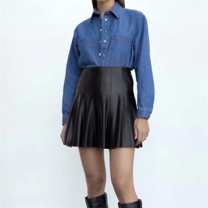 Damen Hohe Taille Kunstleder Minirock Schwarz Plissee A-Linie Kurzrock Chic Pendler Streetwear Bottoms Mode Lady Wear