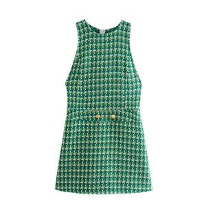 Abito smanicato in tweed a quadri verdi da donna con bottoni dorati e taglio aderente