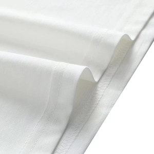 Close-up of a white short-sleeved T-shirt with high-quality double-needle stitching