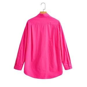 Women's rose red poplin long sleeve shirt with curved hem and loose back view