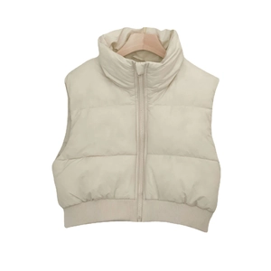 Gilet rembourré pour femme blanc cassé avec col montant et ourlet côtelé à zip