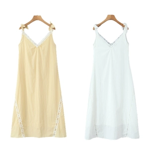 Retro V-neck summer dress with lace patchwork and bow straps in yellow and white
