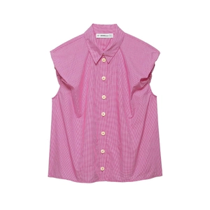 Detail of pink gingham sleeveless blouse featuring ruffled shoulders and wooden buttons