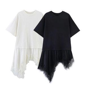 Women's short sleeve T-shirts with asymmetric lace hem in black and white colors