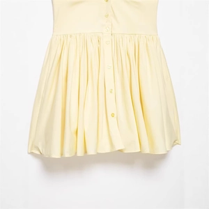 Mini robe en popeline jaune pâle avec taille plissée et boutons assortis pour femmes