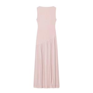 Robe maxi sans manches rose clair avec un ourlet élégant plissé et asymétrique