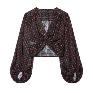 Women Vintage Floral V Neck Twist Front Crop Top Long Lantern Sleeve Smocked Hem Polyester Casual Bohemian Chiffon Blouse
