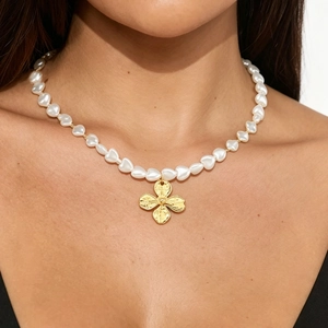 French vintage double layer necklace with heart pearls and golden flower pendant