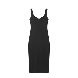 Robe midi noire moulante avec encolure en U et maille élastique sur fond blanc