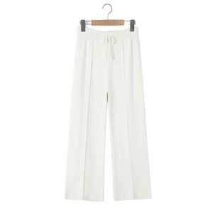 Pantalon large en maille crème pour femme avec taille élastique et coutures droites