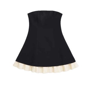 Sexy schwarzes trägerloses Midikleid mit weißem Falten-Patchwork-Saum in A-Linie