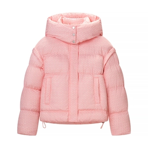 Doudoune à capuche rose pour femme avec imprimé géométrique et boutons-pression en métal