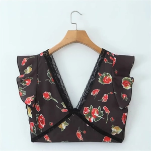 Damen Crop-Top mit Blumenmuster, V-Ausschnitt, roten Rosen und schwarzer Spitze am Rand