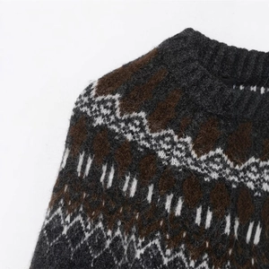 Pull en maille oversize douillet avec motifs géométriques rétro Fair Isle marron
